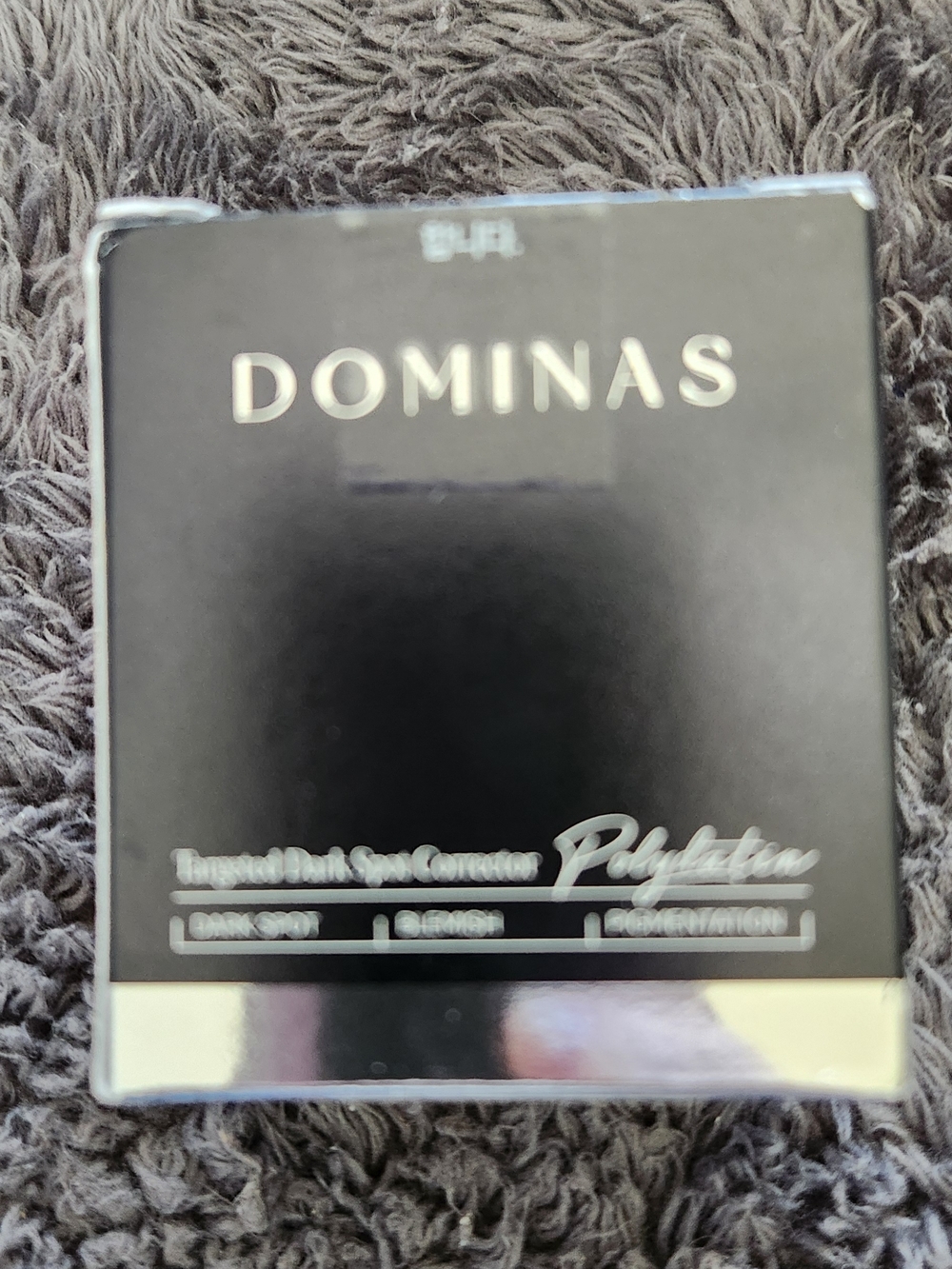 DOMINAS Black Compact Corrector